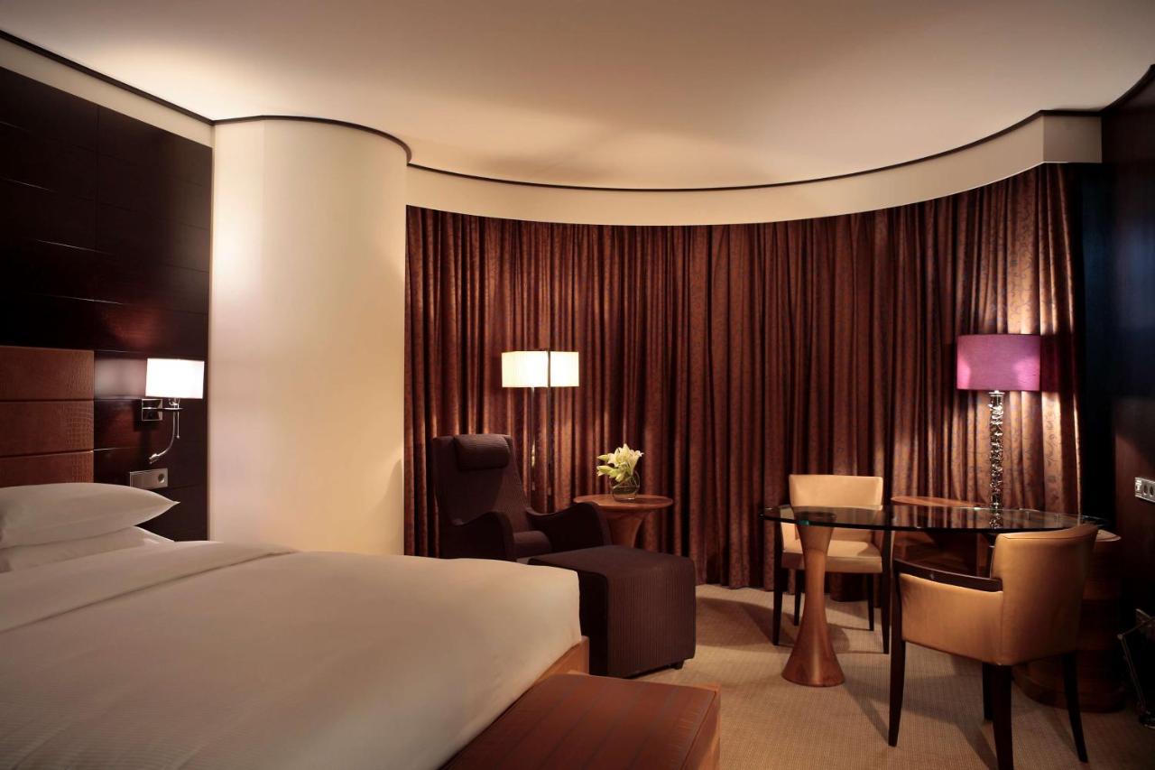Hotel Hyatt Regency Kiew Exterior foto